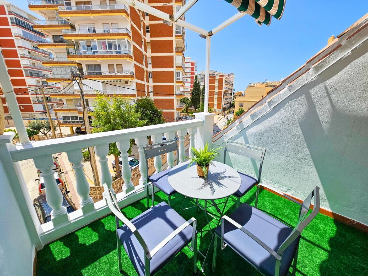 Yeti Atico Beach - Alojamientos La Torre Torre Del Mar Esterno foto